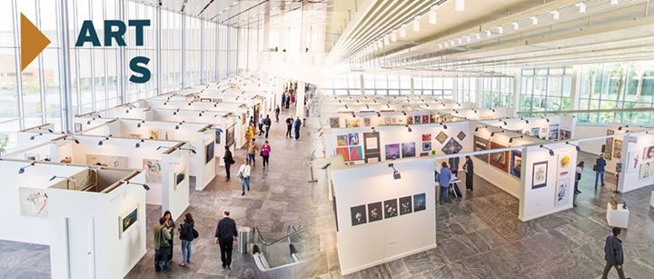 Olor a Feria de Arte: I Feria Internacional de Arte Contemporáneo en Sevilla